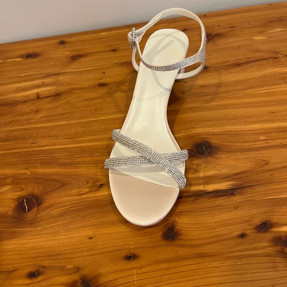 Oleg Cassini Silver Heeled Sandals with Strappy Design